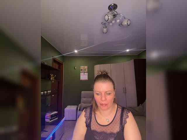 Veronika_Gold webcam