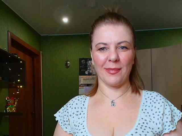 Veronika_Gold webcam