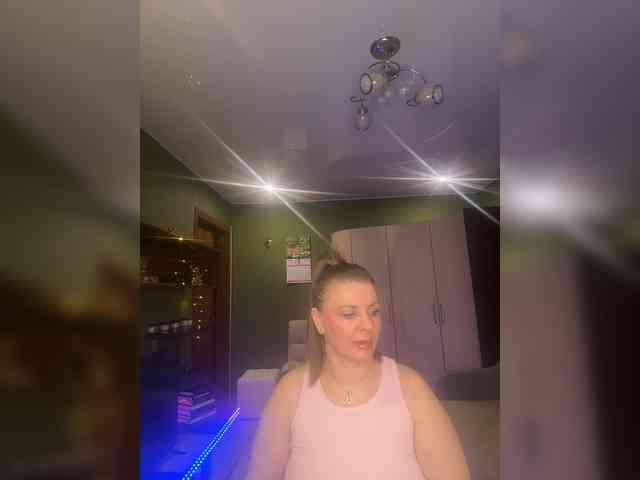 Veronika_Gold webcam