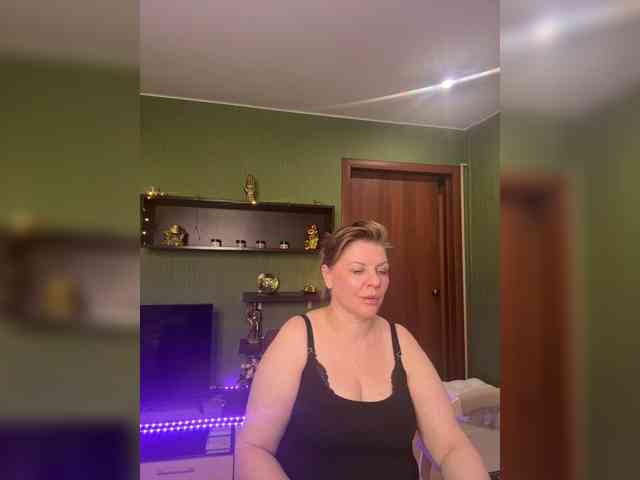 Veronika_Gold webcam