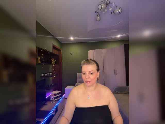 Veronika_Gold webcam