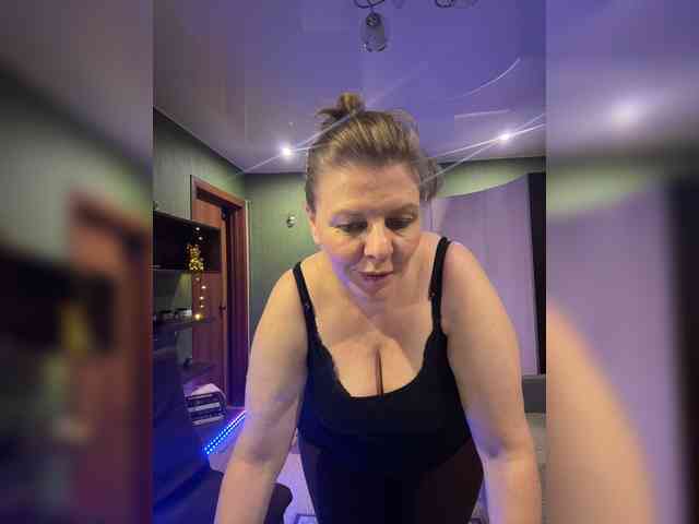 Veronika_Gold webcam