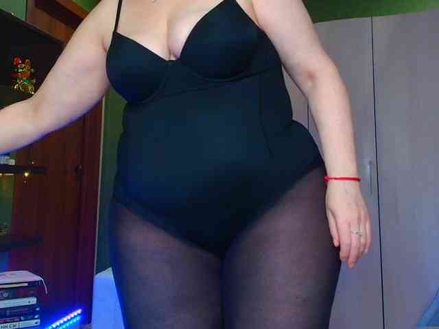 Veronika_Gold webcam