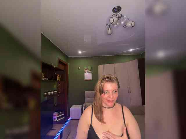 Veronika_Gold webcam