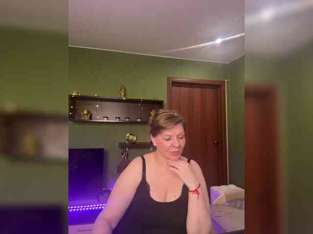 Veronika_Gold webcam