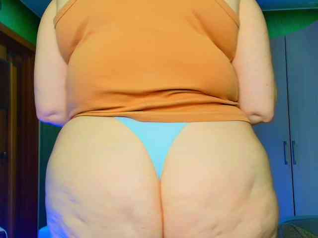 Veronika_Gold webcam