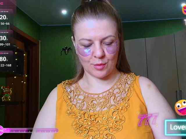 Veronika_Gold webcam