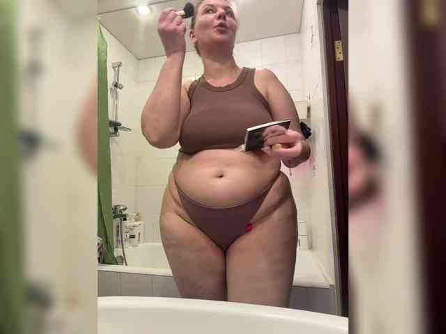 Veronika_Gold webcam