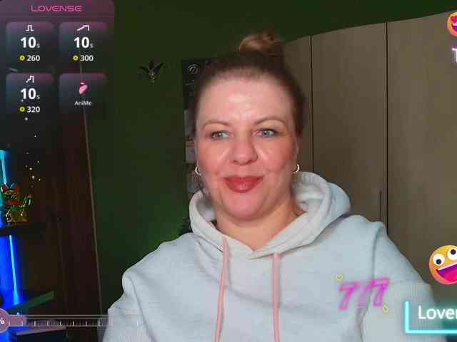 Veronika_Gold webcam