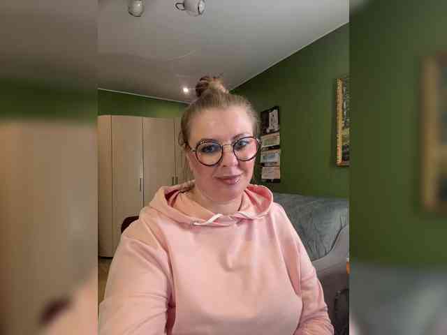 Veronika_Gold webcam