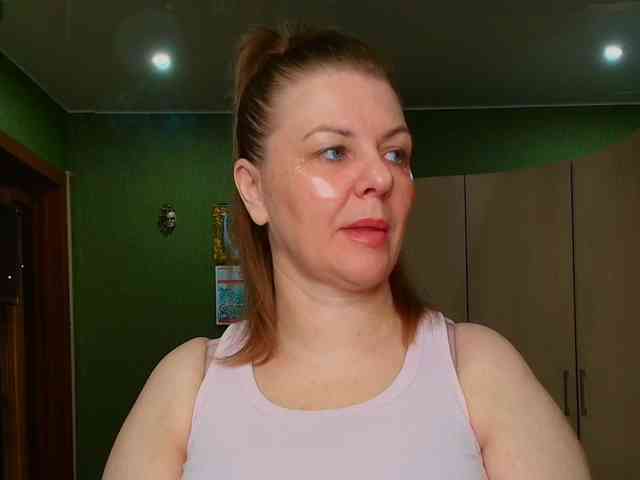 Veronika_Gold webcam