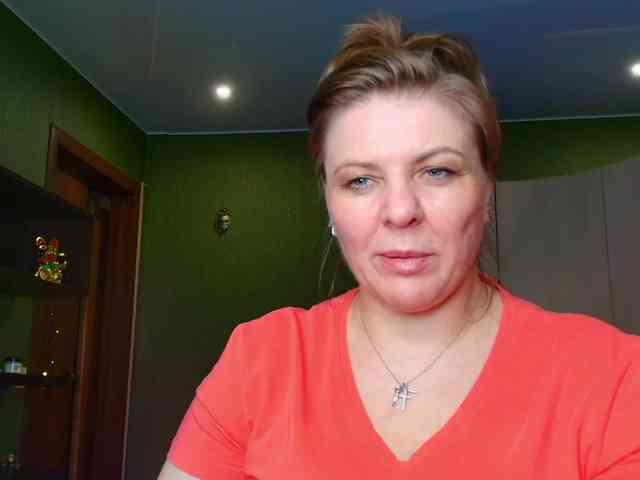 Veronika_Gold webcam