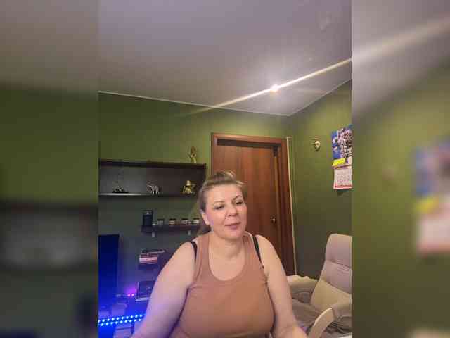 Veronika_Gold webcam