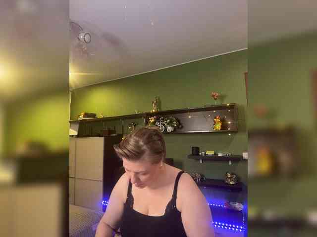 Veronika_Gold webcam