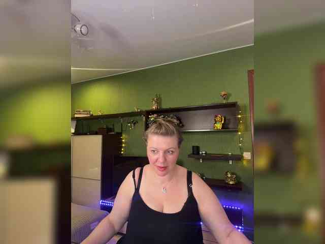 Veronika_Gold webcam