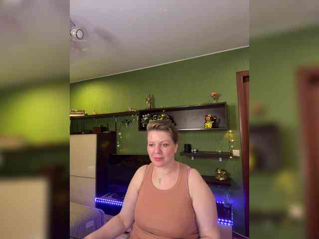 Veronika_Gold webcam