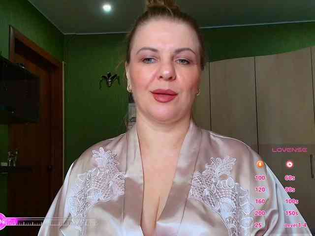 Veronika_Gold webcam