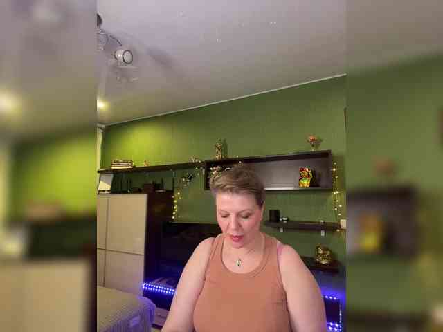 Veronika_Gold webcam