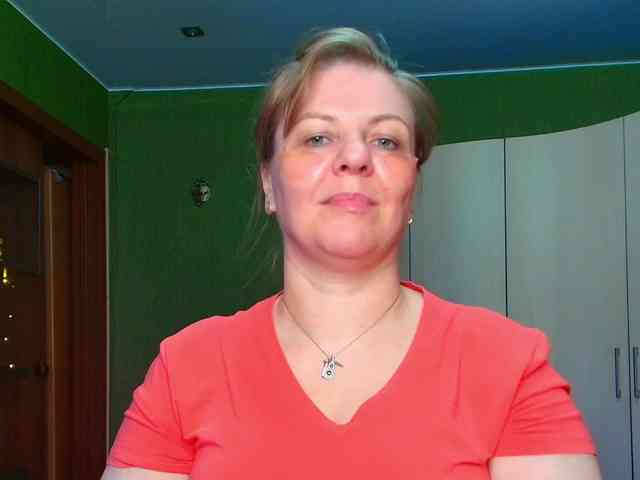 Veronika_Gold webcam