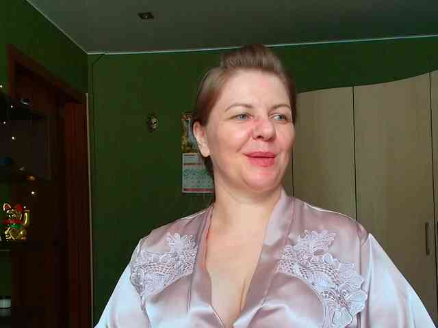 Veronika_Gold webcam