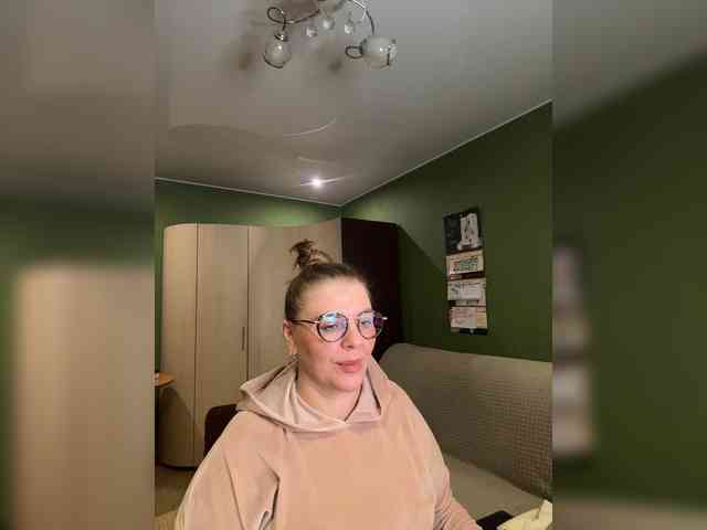 Veronika_Gold webcam