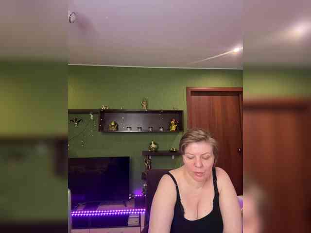 Veronika_Gold webcam