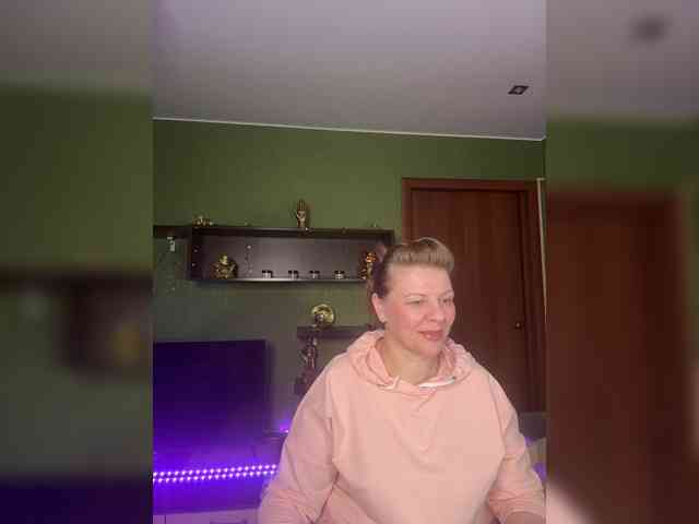 Veronika_Gold webcam