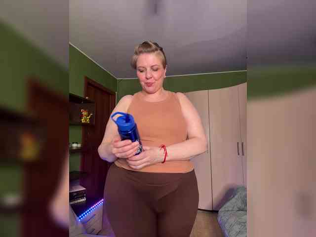Taly1974 Live Webcam on BongaCams