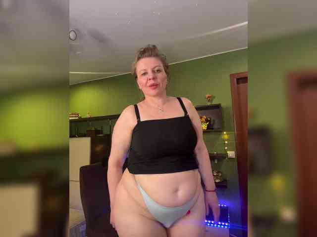 Veronika_Gold webcam