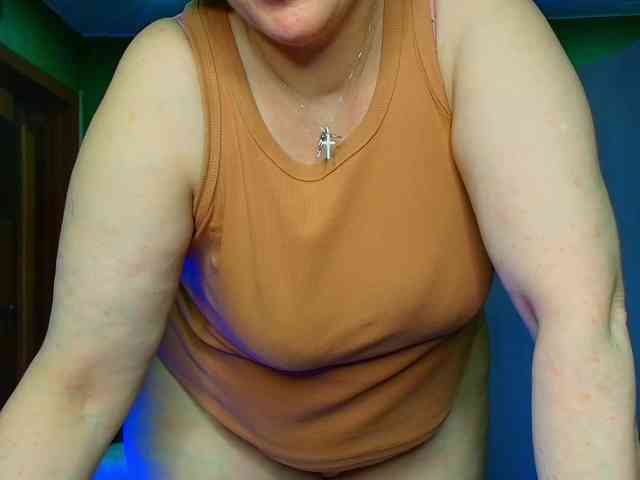 Veronika_Gold webcam