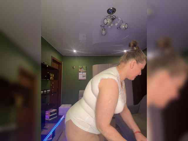 Veronika_Gold webcam