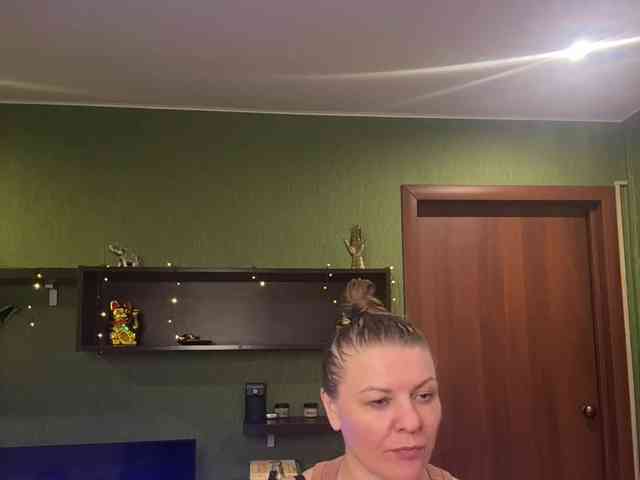Veronika_Gold webcam