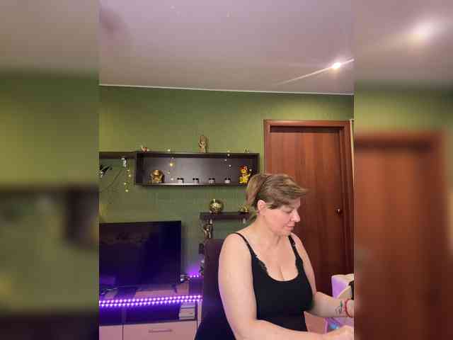 Veronika_Gold webcam