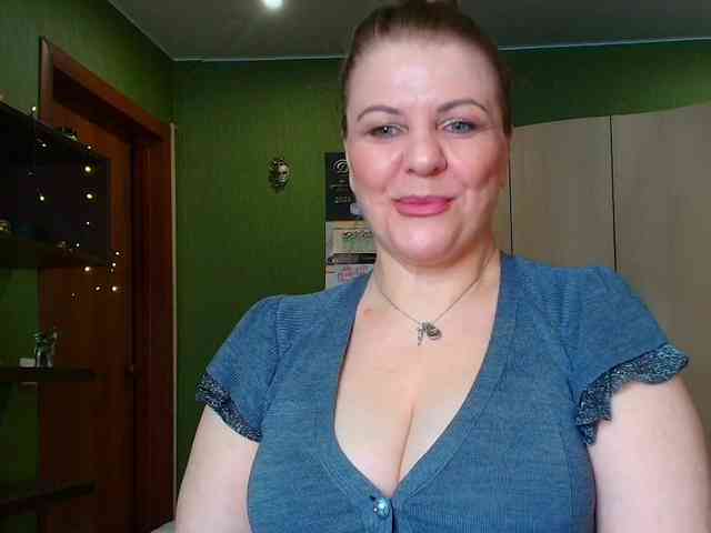 veronika_gold's live room