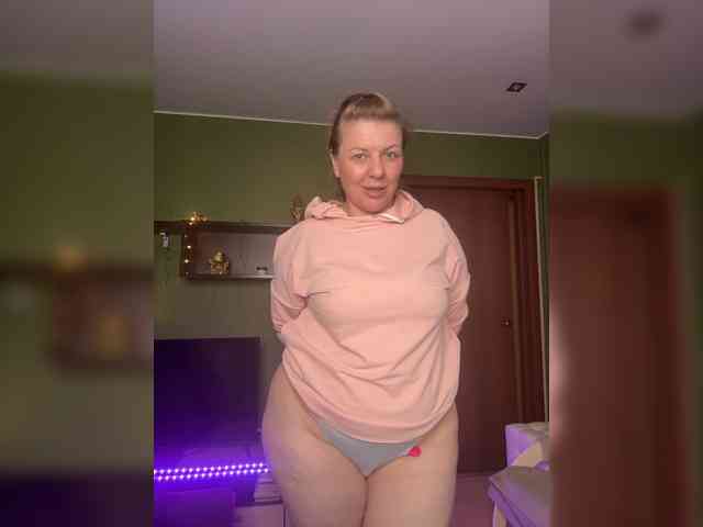 Veronika_Gold webcam