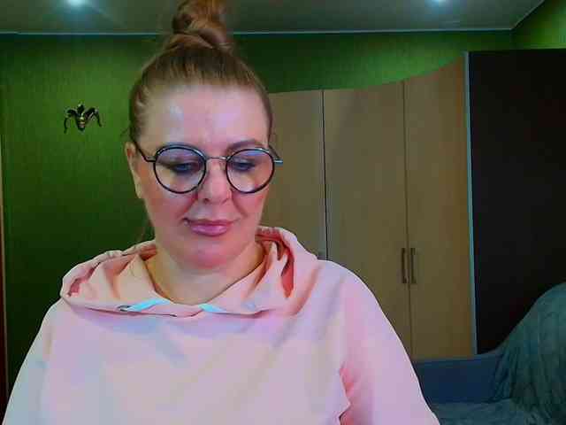 Veronika_Gold webcam