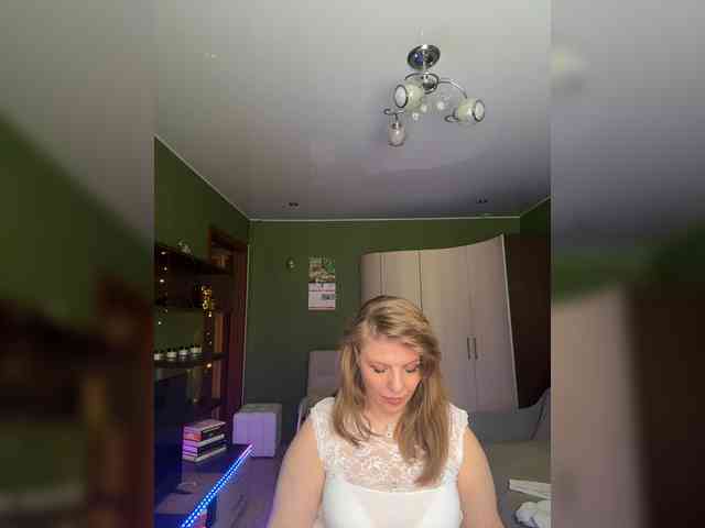 Veronika_Gold webcam