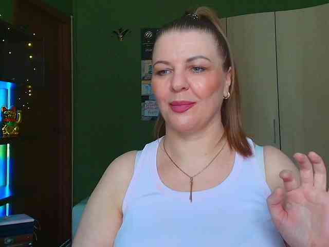 Veronika_Gold webcam