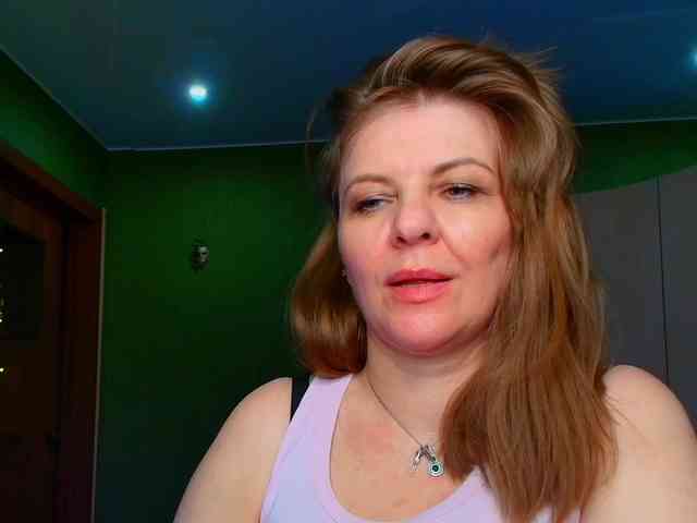 Veronika_Gold webcam