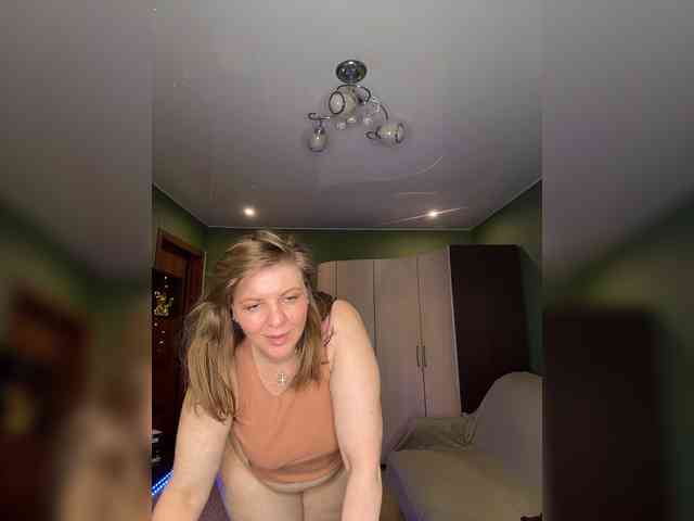 Veronika_Gold webcam