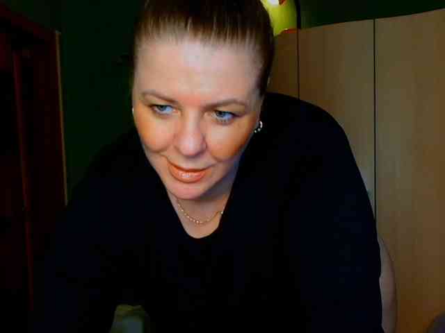 Veronika_Gold webcam