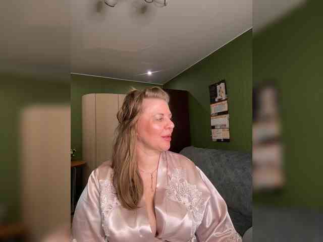 Veronika_Gold webcam