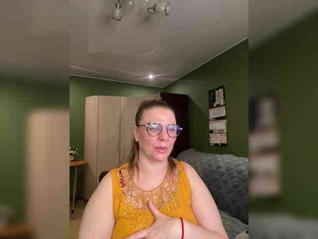 Veronika_Gold webcam