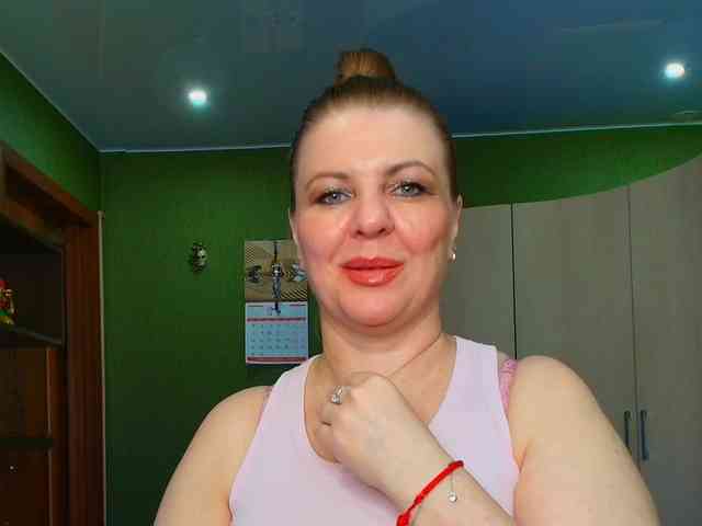 Veronika_Gold webcam