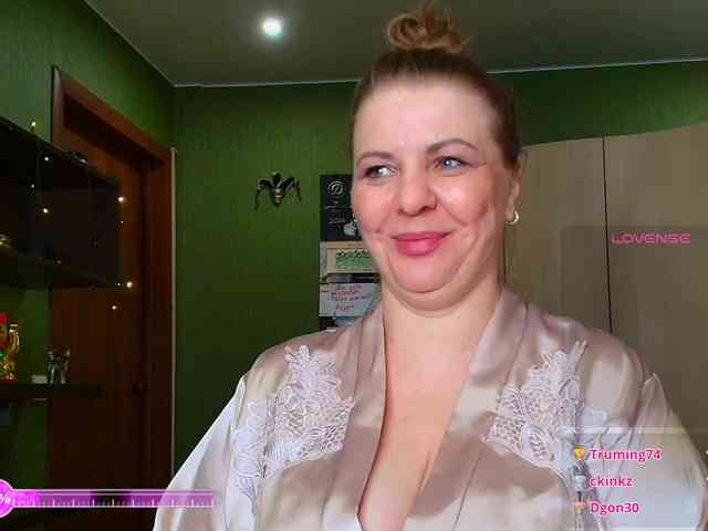 Veronika_Gold webcam