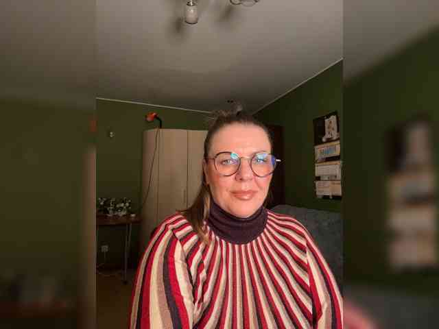 Veronika_Gold webcam