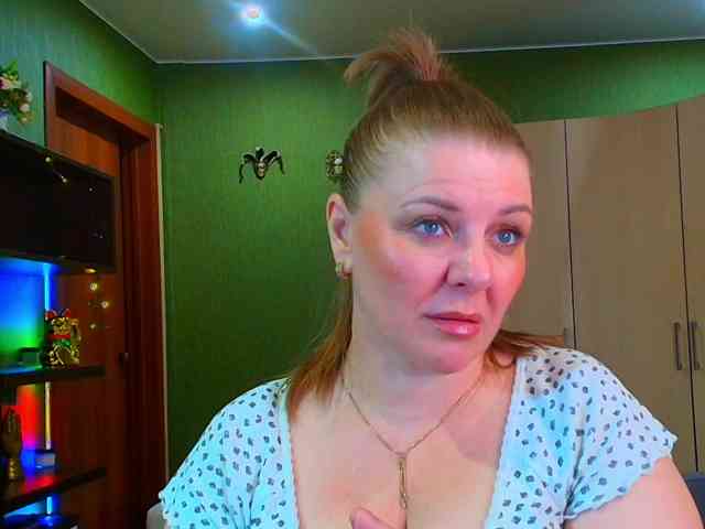Veronika_Gold webcam