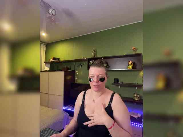 Veronika_Gold webcam