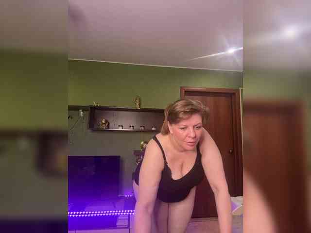 Veronika_Gold webcam