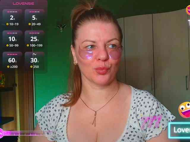 Veronika_Gold webcam